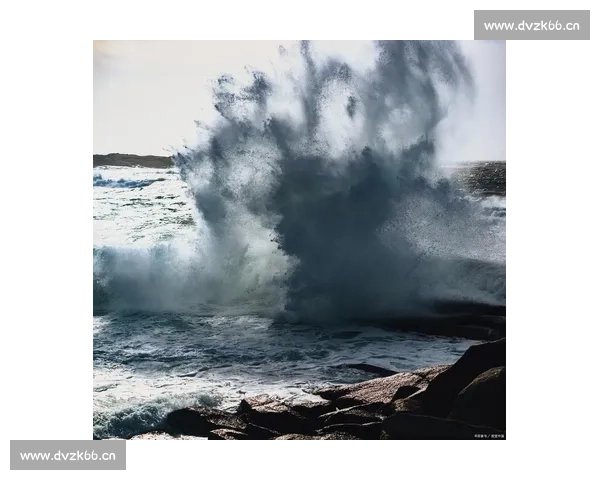 深海震荡引发滔天巨浪揭示海啸成因与人类防灾新思路